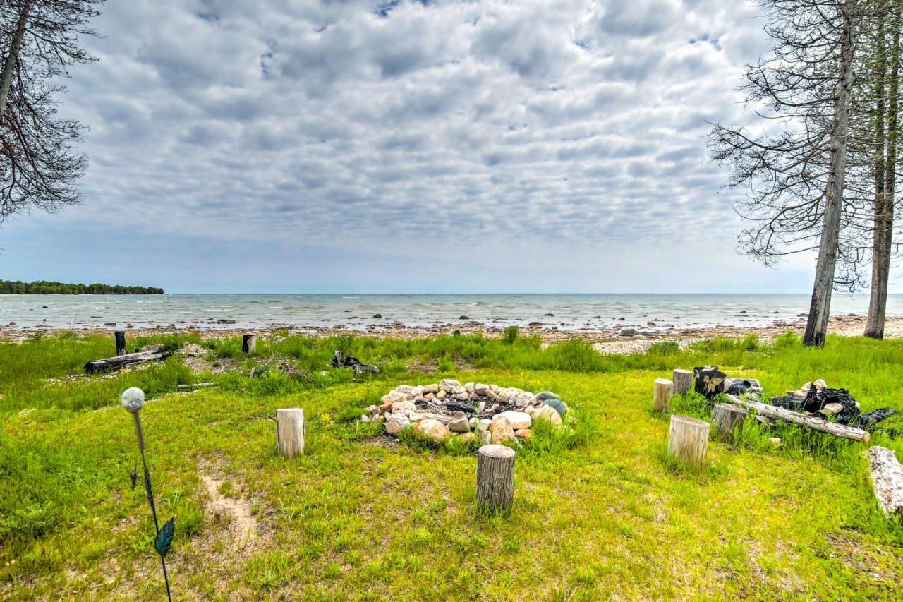 Secluded Lake Michigan Home Private Fire Pit Manistique Buitenkant foto