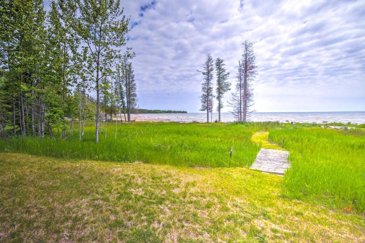 Secluded Lake Michigan Home Private Fire Pit Manistique Buitenkant foto