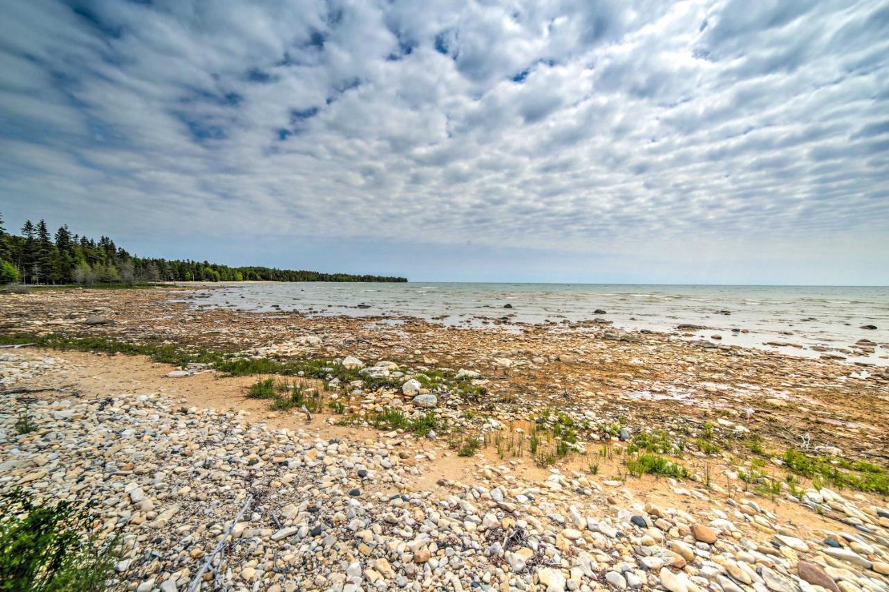 Secluded Lake Michigan Home Private Fire Pit Manistique Buitenkant foto