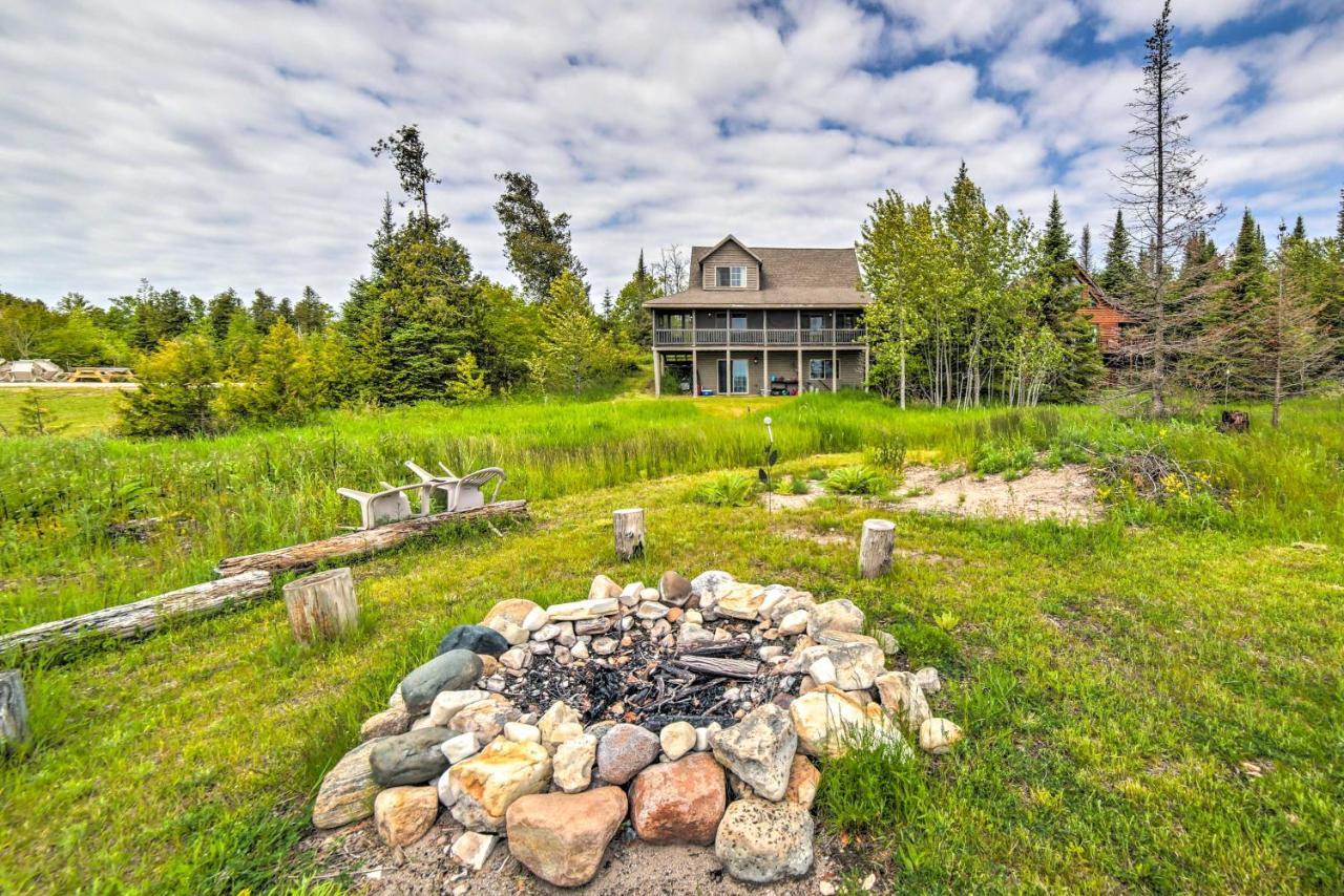 Secluded Lake Michigan Home Private Fire Pit Manistique Buitenkant foto